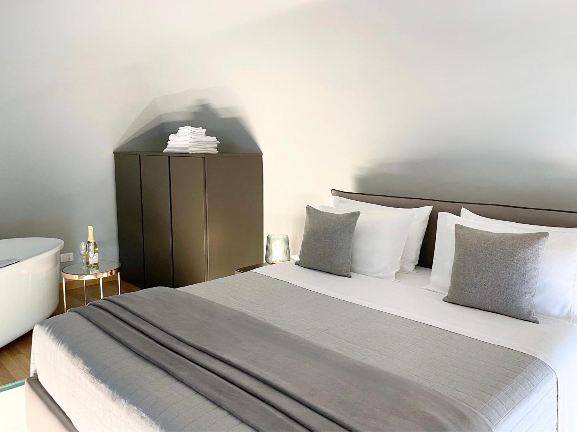 Jacuzzi Luxury Apartment In The Town Centre Τορίνο Εξωτερικό φωτογραφία